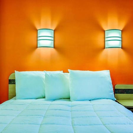 Motel 6-Burlington, On - Toronto West - Oakville Bagian luar foto