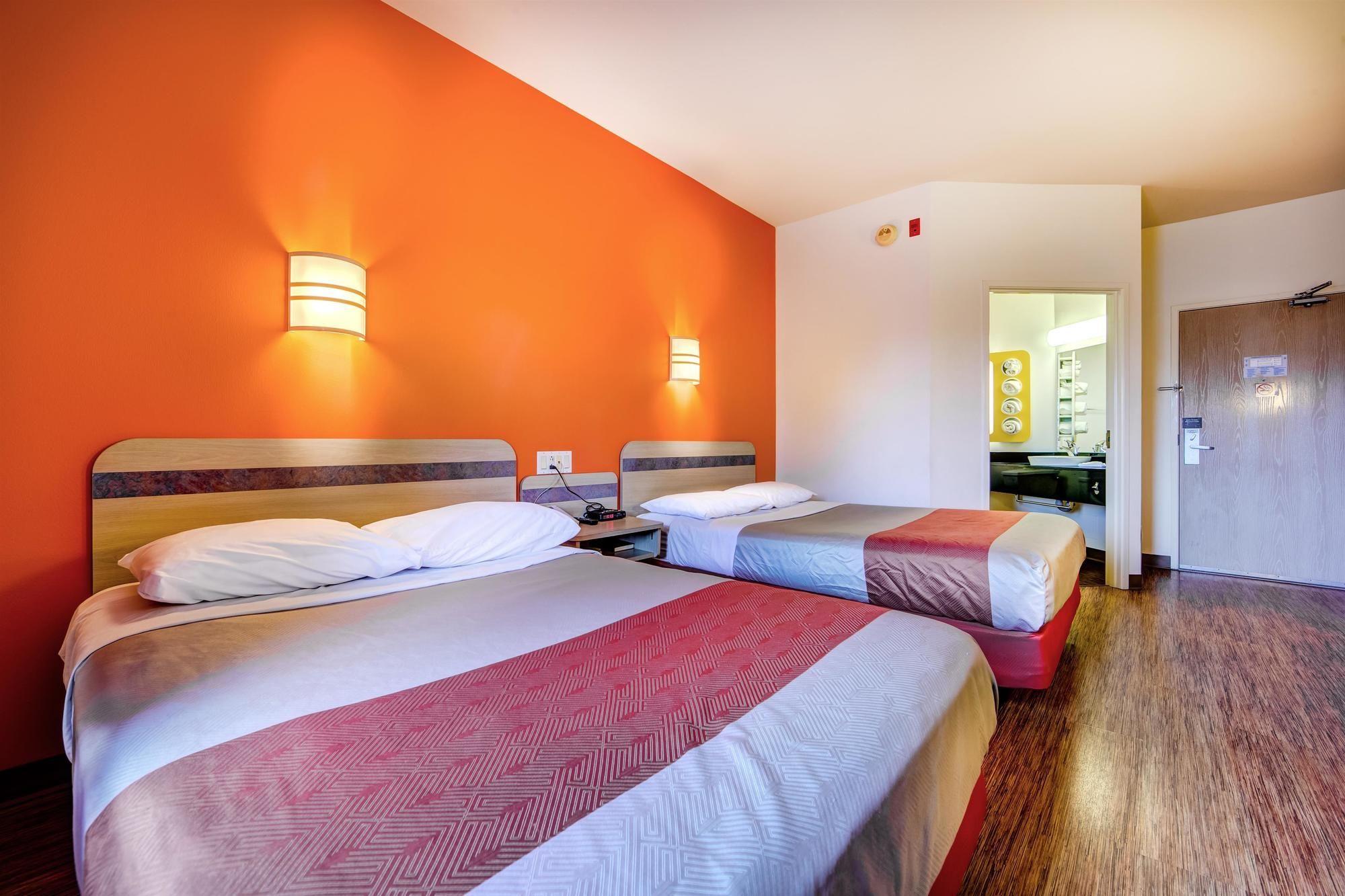 Motel 6-Burlington, On - Toronto West - Oakville Bagian luar foto