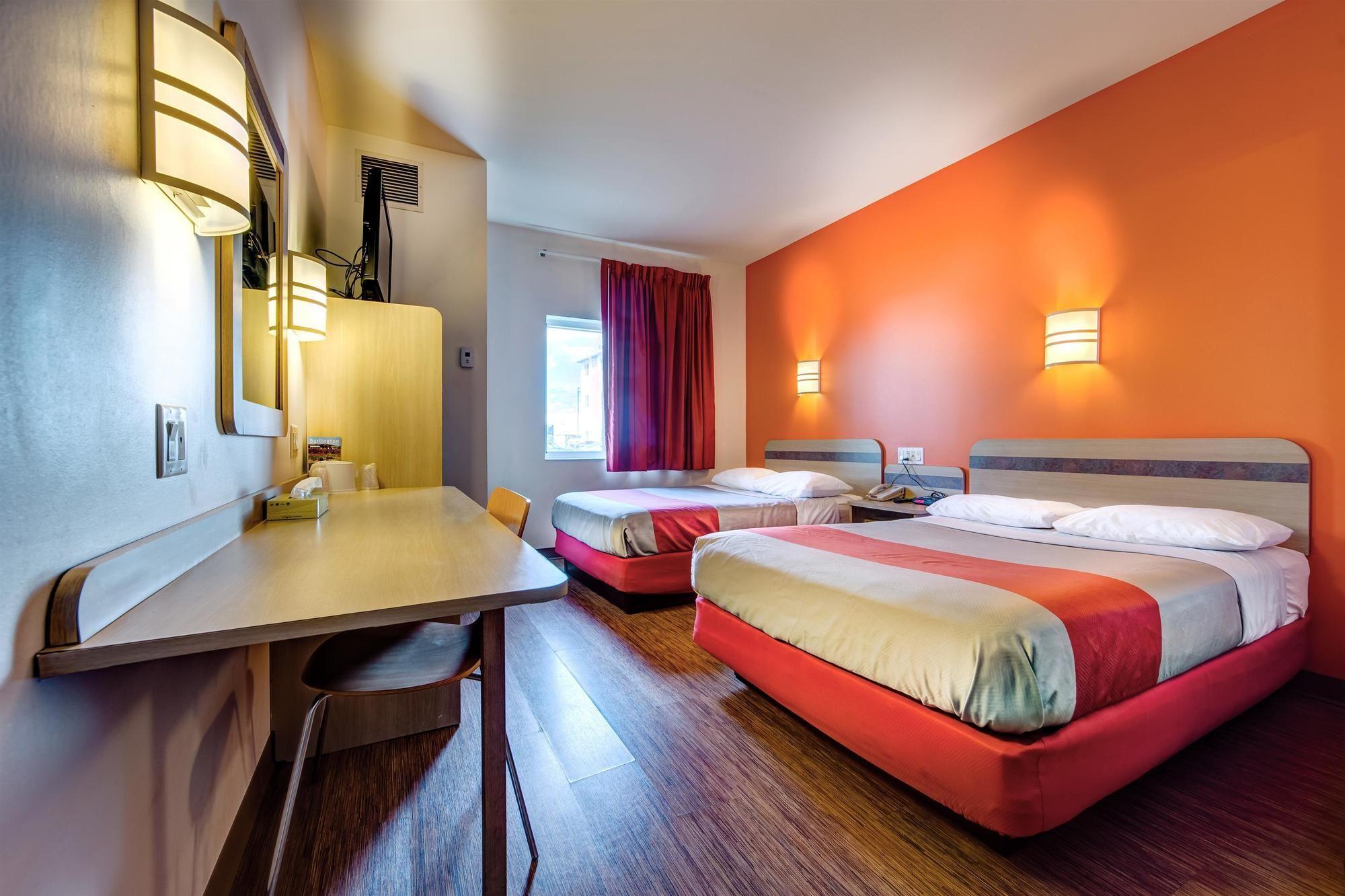 Motel 6-Burlington, On - Toronto West - Oakville Bagian luar foto