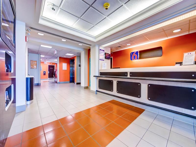 Motel 6-Burlington, On - Toronto West - Oakville Bagian luar foto
