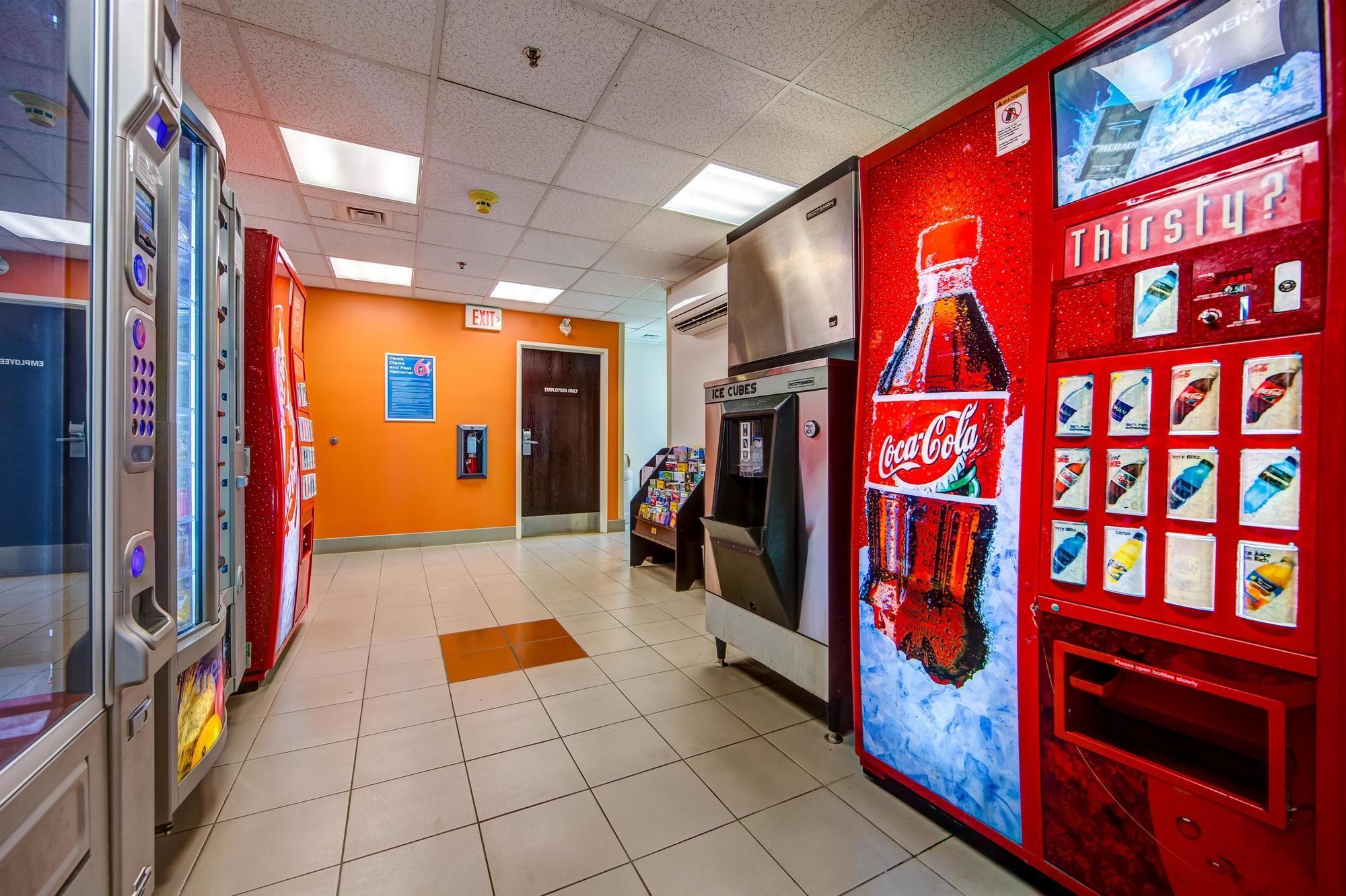 Motel 6-Burlington, On - Toronto West - Oakville Bagian luar foto