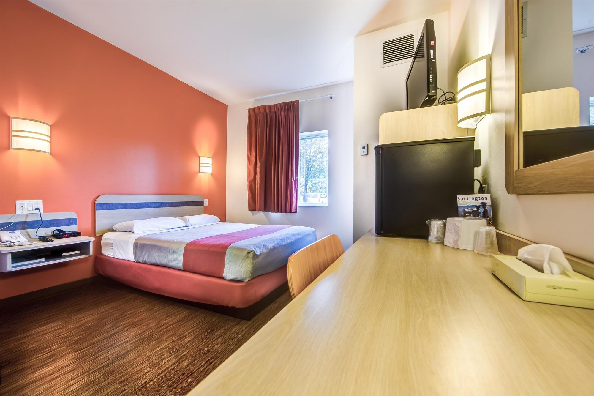 Motel 6-Burlington, On - Toronto West - Oakville Bagian luar foto
