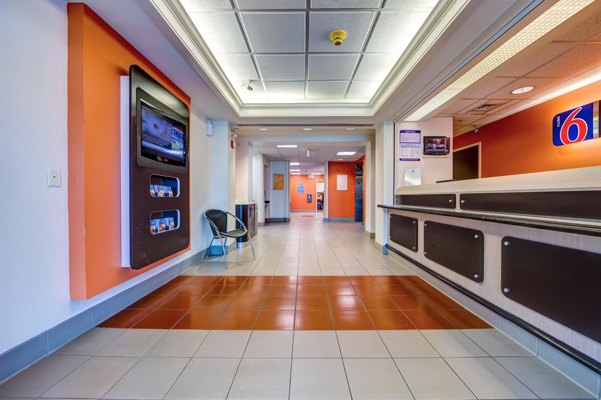 Motel 6-Burlington, On - Toronto West - Oakville Bagian luar foto