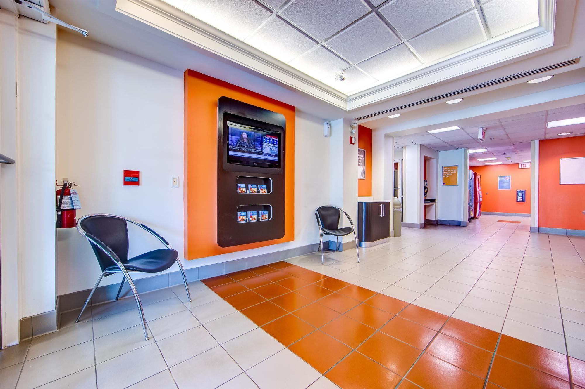 Motel 6-Burlington, On - Toronto West - Oakville Bagian luar foto