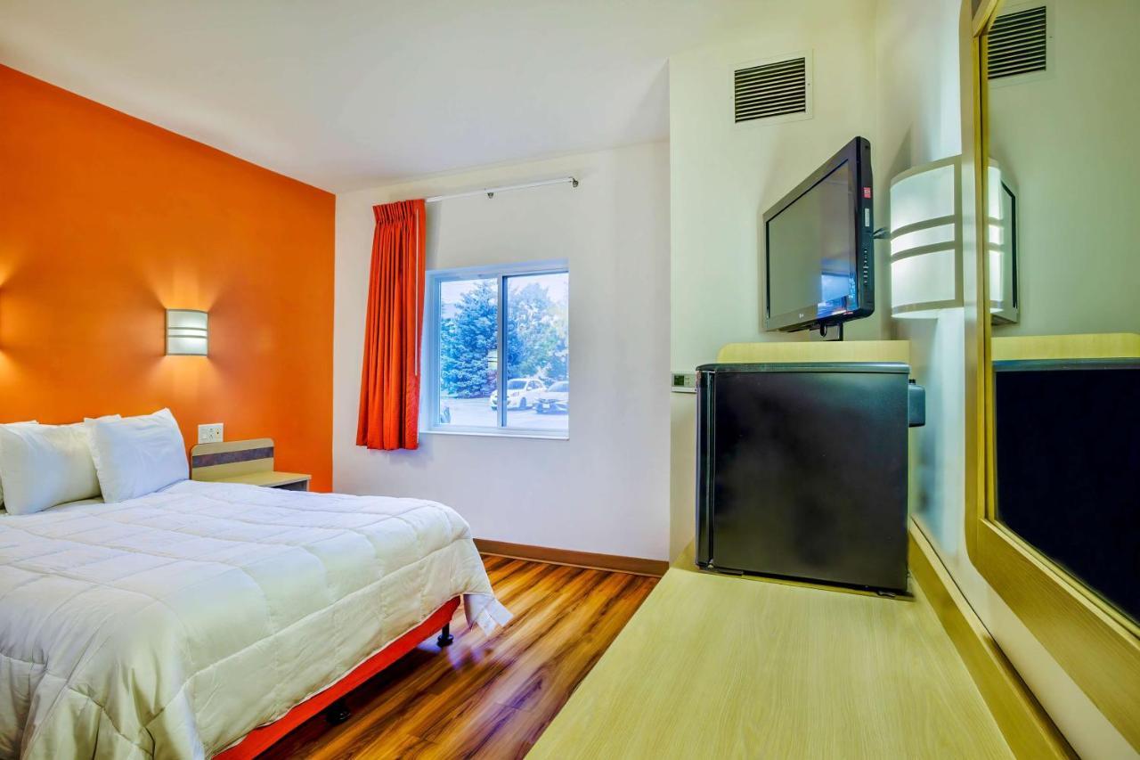 Motel 6-Burlington, On - Toronto West - Oakville Bagian luar foto