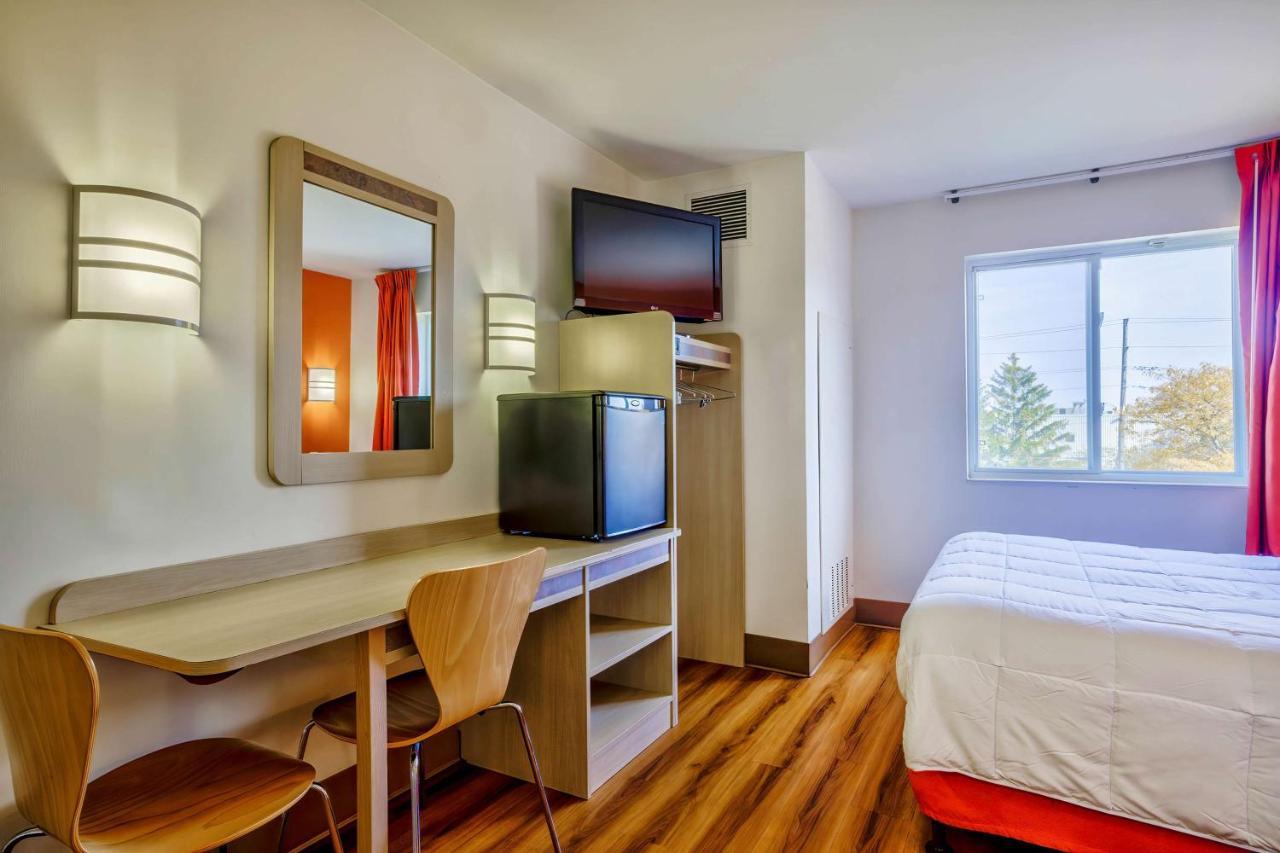 Motel 6-Burlington, On - Toronto West - Oakville Bagian luar foto