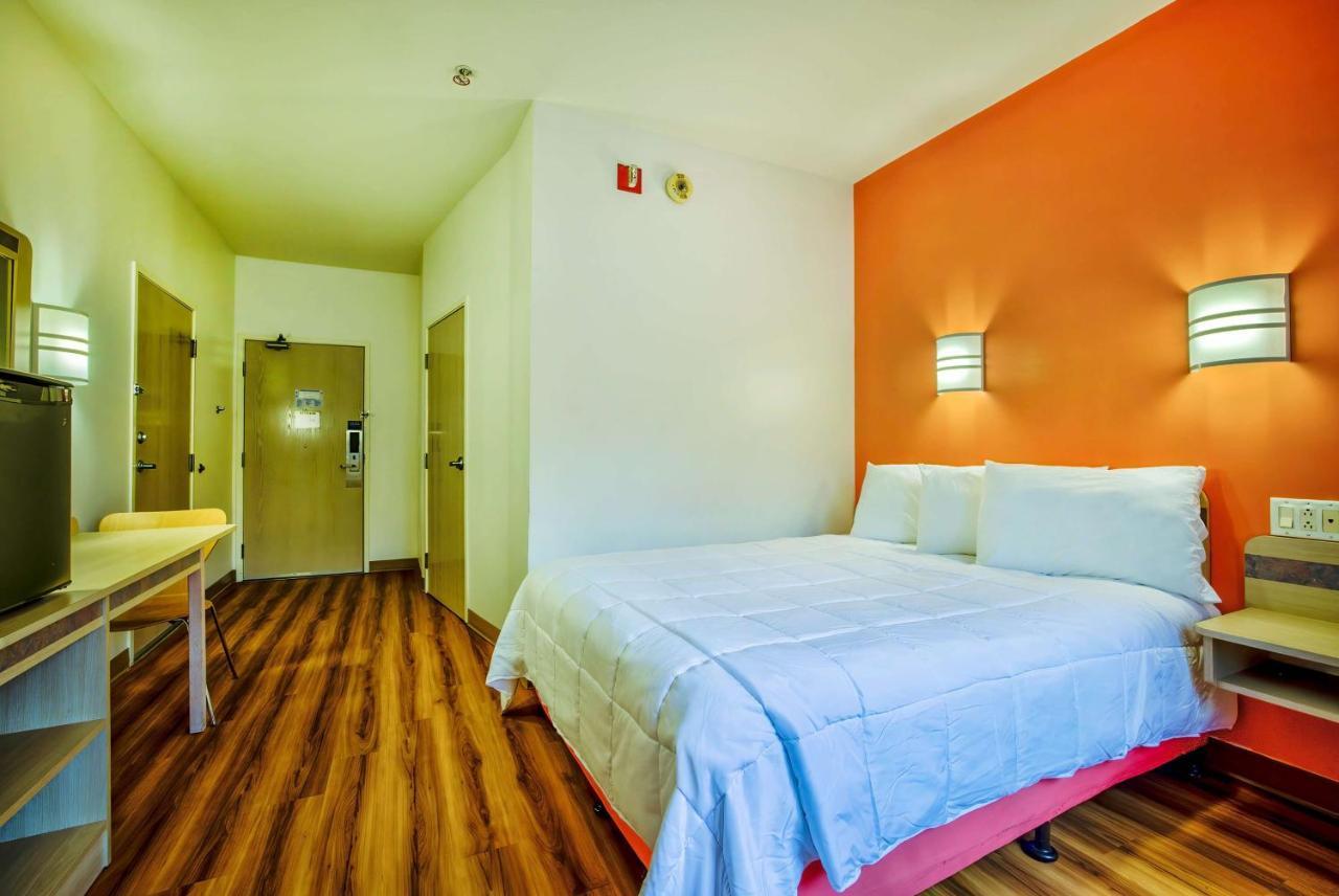 Motel 6-Burlington, On - Toronto West - Oakville Bagian luar foto