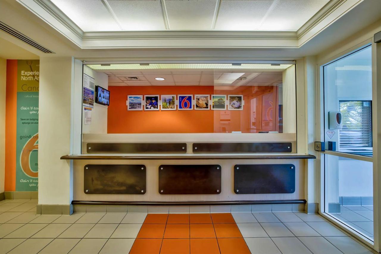 Motel 6-Burlington, On - Toronto West - Oakville Bagian luar foto